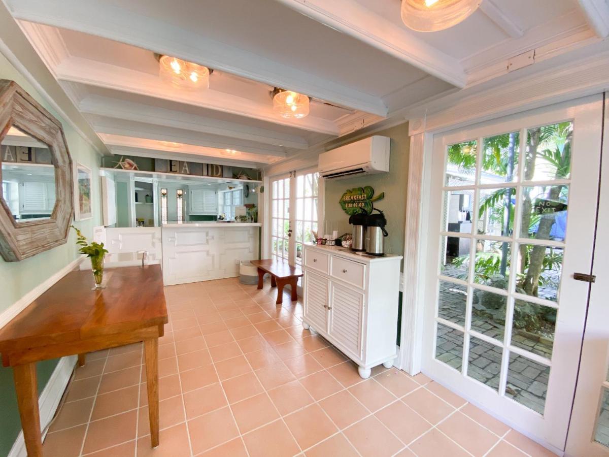 Authors Key West Guesthouse Exterior photo