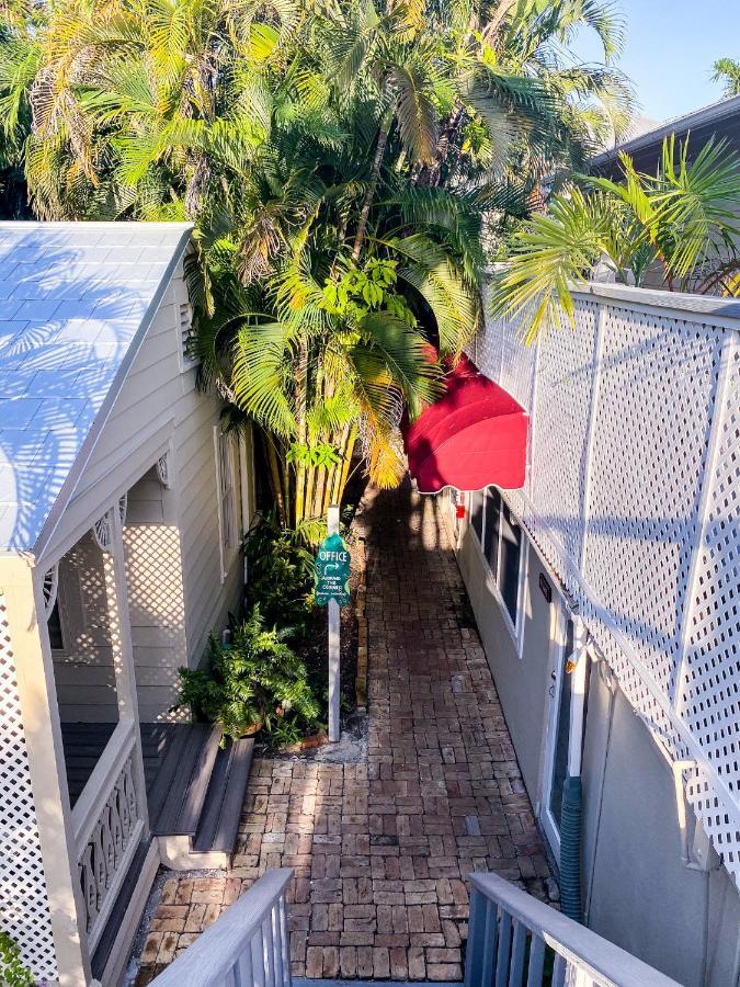 Authors Key West Guesthouse Exterior photo