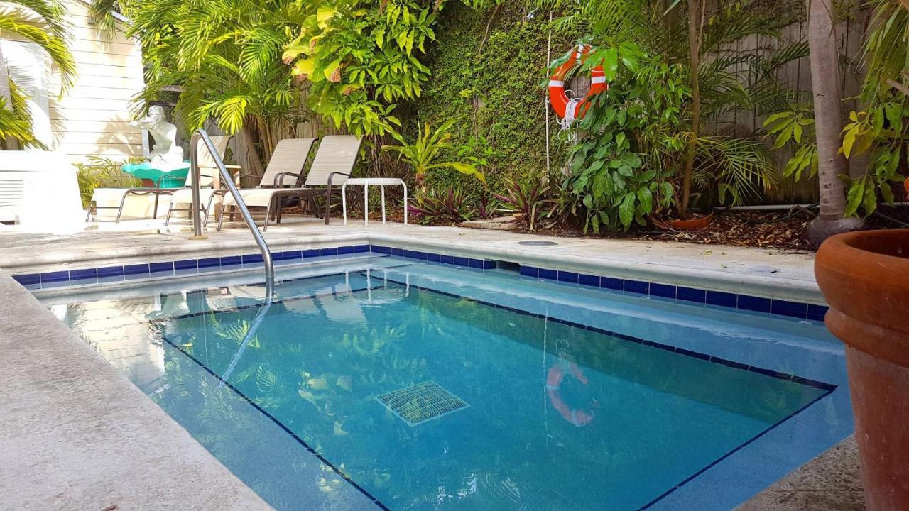 Authors Key West Guesthouse Exterior photo